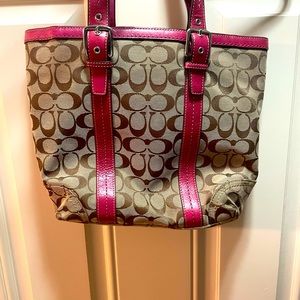 Coach signature jacquard medium tote
